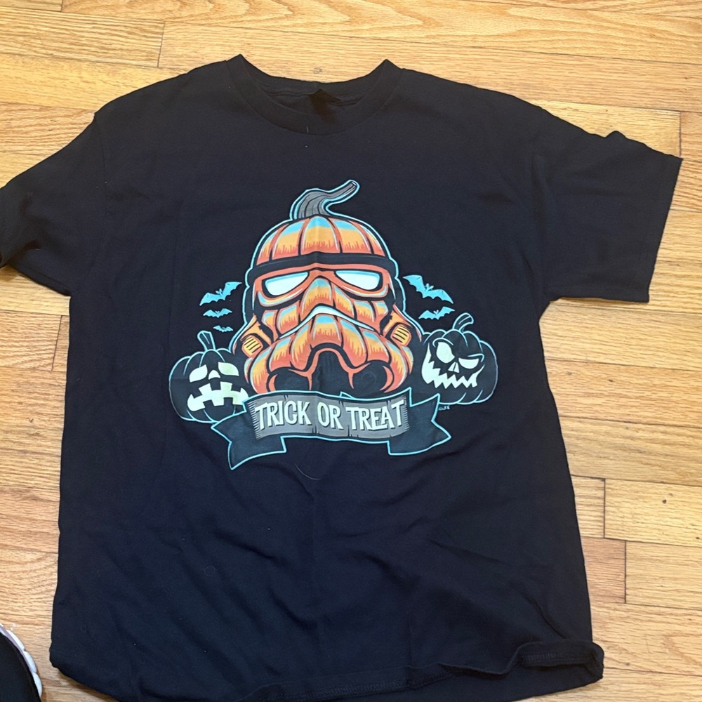 Gildan Black Heavy Cotton T-Shirt